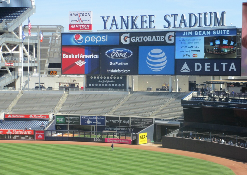 bleachers yankee stadium shade