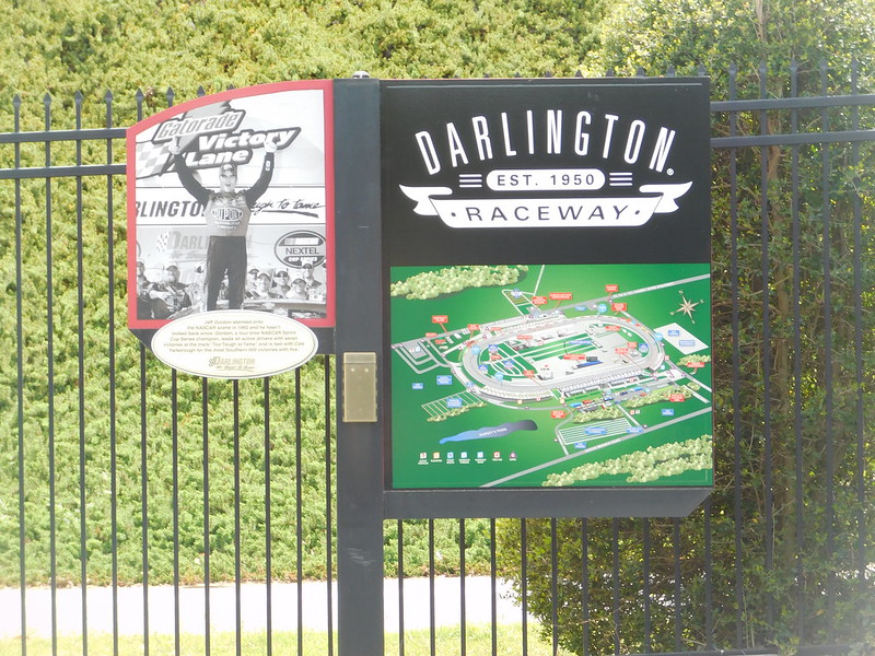 darlington raceway