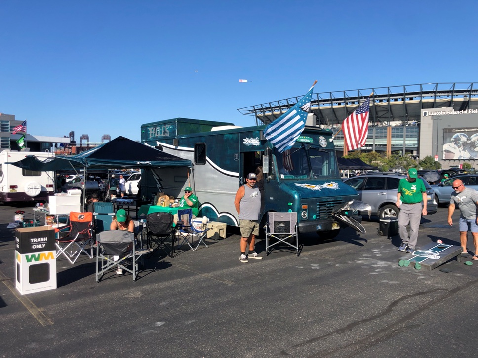 tailgating lincoln financial field